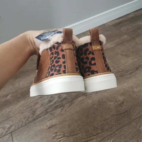 BNWT Toms Paxton slip on size 9.5 - Picture 5 of 8